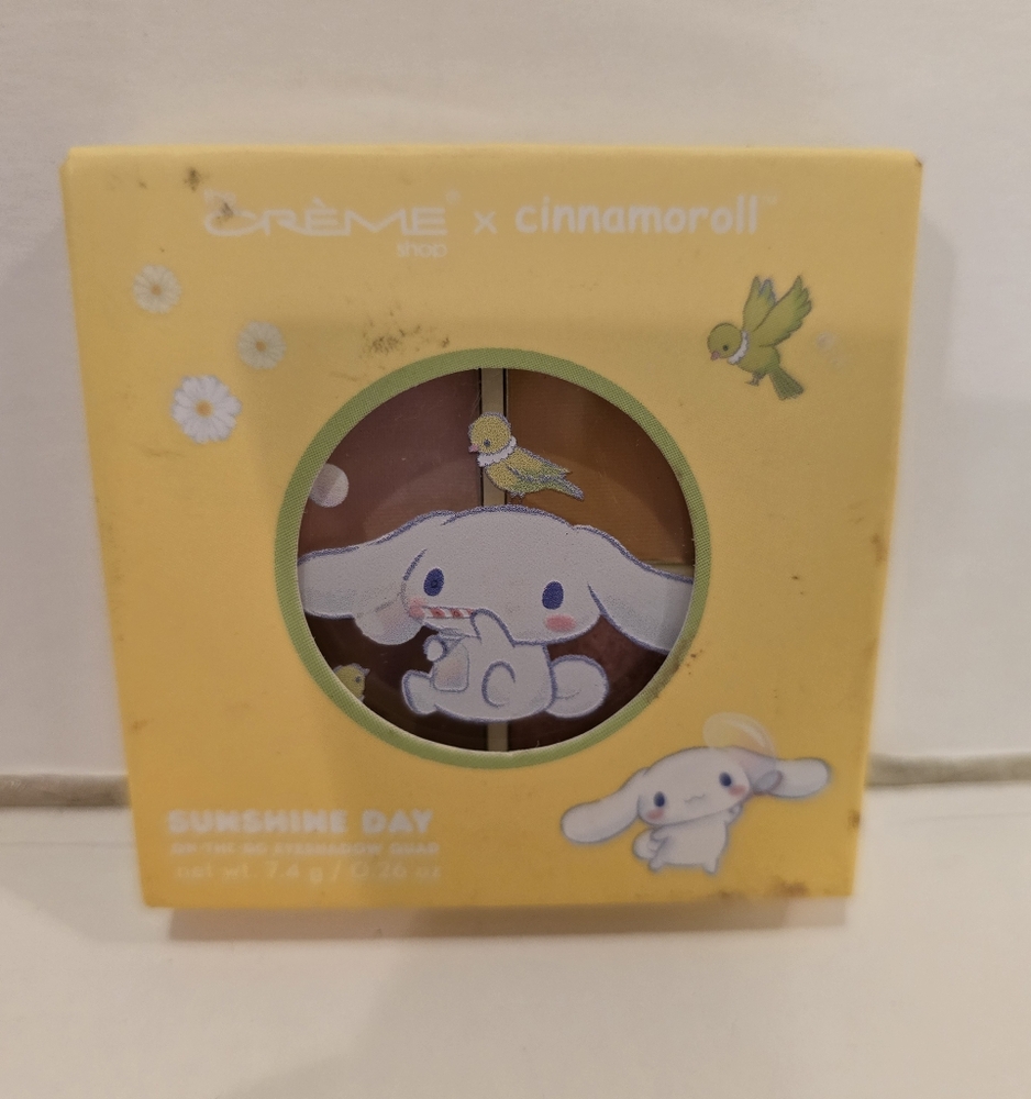 FIRM New Crème x Cinnamoroll Sunshine Day Eyeshadow Palette